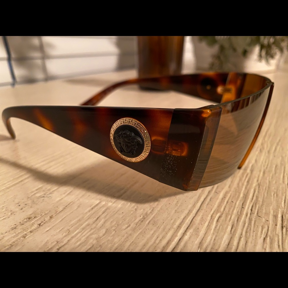 Versace Rectangle Sunglasses 🌺